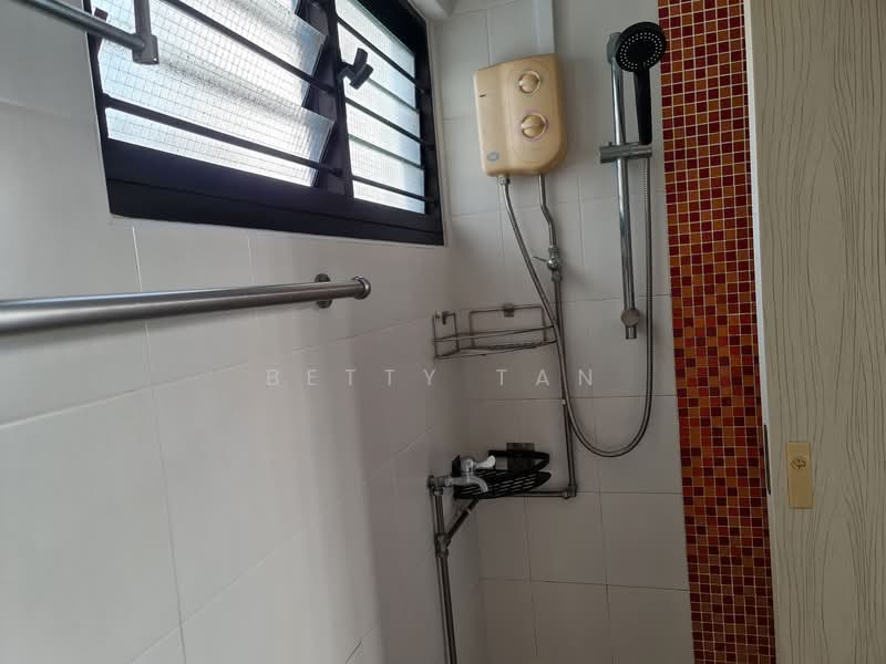 263 Tampines Street 21, 263 Tampines Street 21, Room Rental, 110 sqft, HDB Flat For Rent, by Betty Tan, 21788713 - PropertyGuru.com.sg