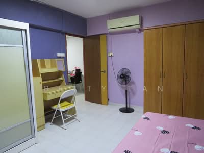 For Rent - 263 Tampines Street 21