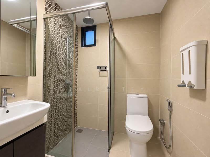 Cradels, 10 Lorong Limau, Balestier / Toa Payoh, 2 Bedrooms, 667 sqft, Condominium For Sale, by Claire Tey, 21791667 - Bathroom - PropertyGuru.com.sg