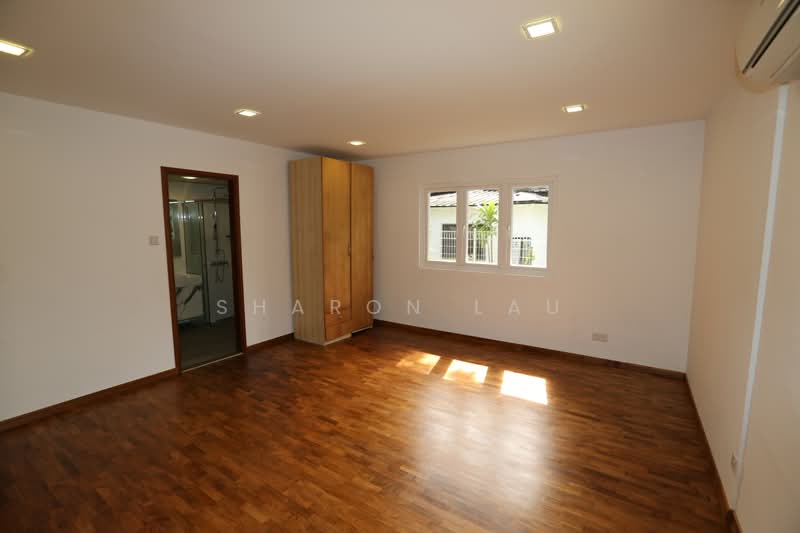 4 Bukit Ayer Molek, 4 Bukit Ayer Molek, Clementi Park / Upper Bukit Timah, 6 Bedrooms, 2,801 sqft, Detached House For Sale, by Sharon Lau, 21797077 - 2 nd Bedroom on Ground Level - PropertyGuru.com.sg