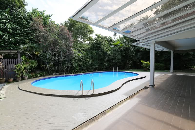 4 Bukit Ayer Molek, 4 Bukit Ayer Molek, Clementi Park / Upper Bukit Timah, 6 Bedrooms, 2,801 sqft, Detached House For Sale, by Sharon Lau, 21797077 - Pool Area - PropertyGuru.com.sg