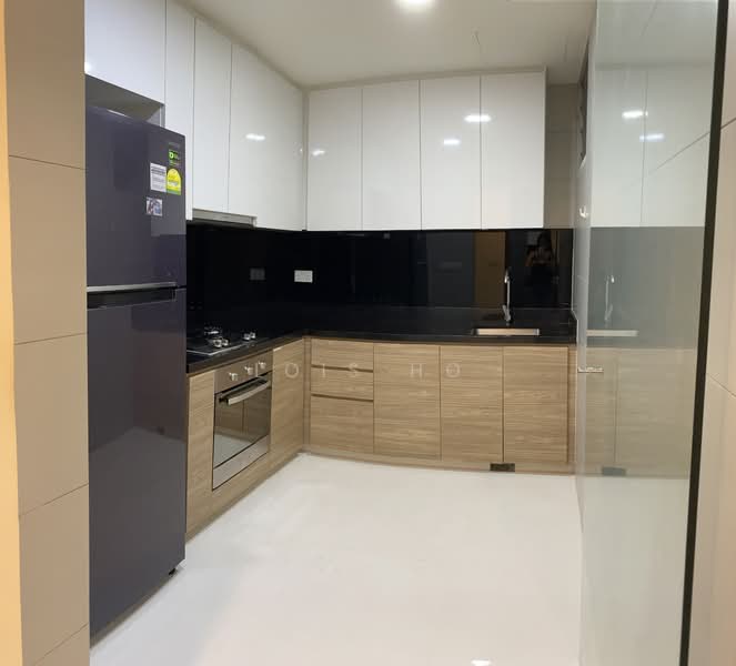 WhiteHaven, 332 Pasir Panjang Road, 4 Bedrooms, 904 sqft, Apartment For Rent, by Lois Ho, 21799265 - Good-size kitchen - PropertyGuru.com.sg