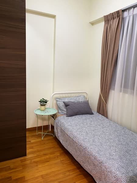 WhiteHaven, 332 Pasir Panjang Road, 4 Bedrooms, 904 sqft, Apartment For Rent, by Lois Ho, 21799265 - Bedroom 3 (Refer to floorplan) - PropertyGuru.com.sg