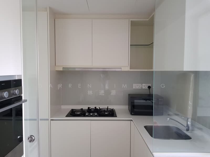Lakeville, 9 Jurong Lake Link, 3 Bedrooms, 1,119 sqft, Condominium For Rent, by Darren Lim, 21799962 - PropertyGuru.com.sg