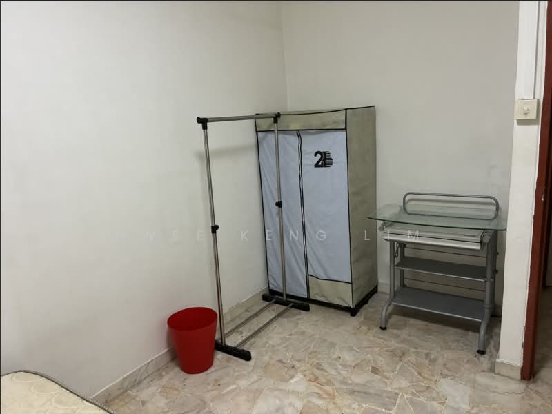 812 Yishun Ring Road, 812 Yishun Ring Road, Room Rental, 130 sqft, HDB Flat For Rent, by Hwee Keng Lim, 21800873 - PropertyGuru.com.sg