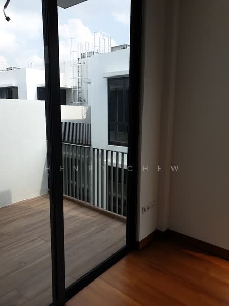 Alana, Sunrise Terrace, 3 Bedrooms, 2,700 sqft, Terraced House For Rent, by Henry Chew, 21802515 - PropertyGuru.com.sg