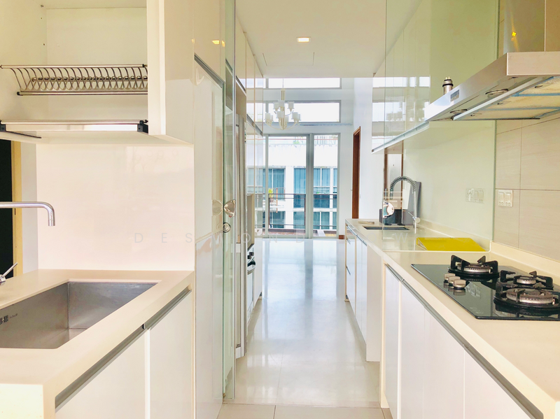 Floridian, 965 Bukit Timah Road, Clementi Park / Upper Bukit Timah, 4 Bedrooms, 1,658 sqft, Condominium For Rent, by Desmond Low, 21802568 - PropertyGuru.com.sg