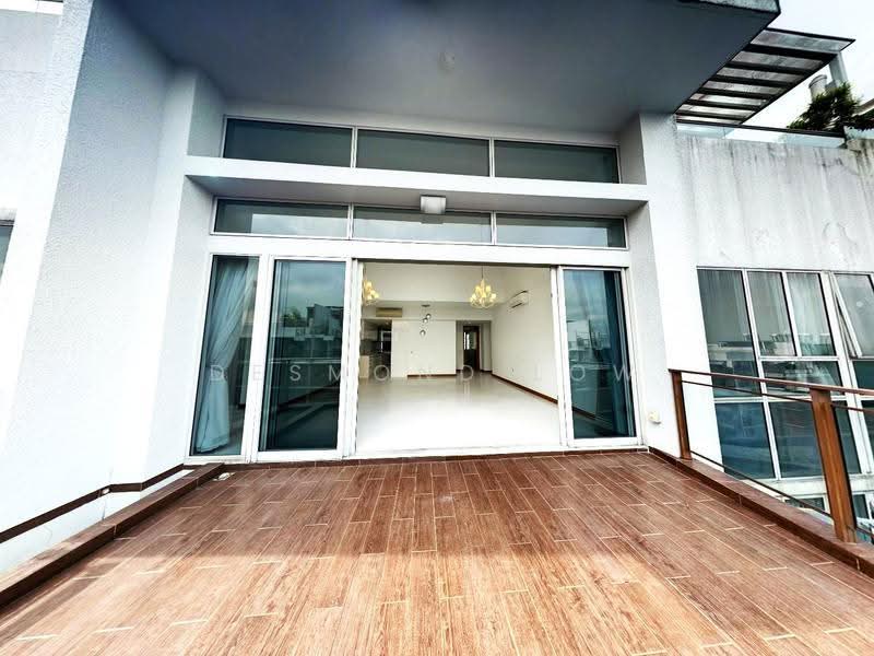 Floridian, 965 Bukit Timah Road, Clementi Park / Upper Bukit Timah, 4 Bedrooms, 1,658 sqft, Condominium For Rent, by Desmond Low, 21802568 - PropertyGuru.com.sg