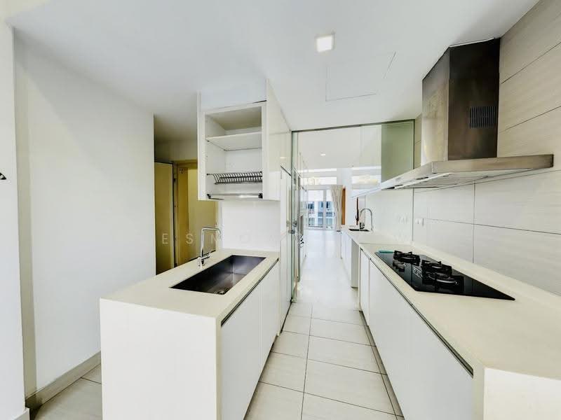 Floridian, 965 Bukit Timah Road, Clementi Park / Upper Bukit Timah, 4 Bedrooms, 1,658 sqft, Condominium For Rent, by Desmond Low, 21802568 - PropertyGuru.com.sg