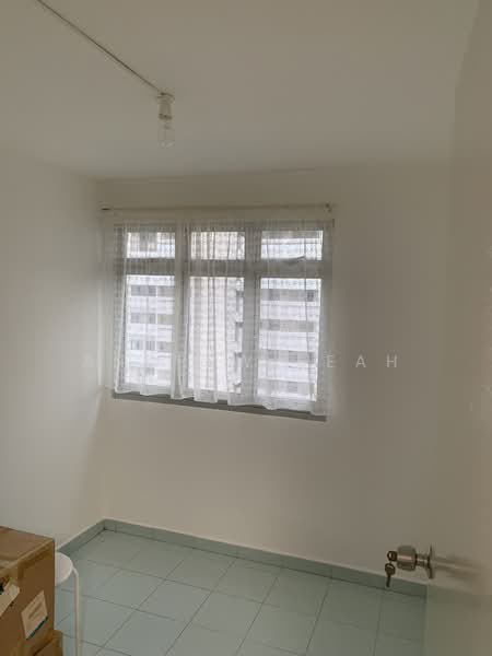 For Rent - 31 Marine Crescent