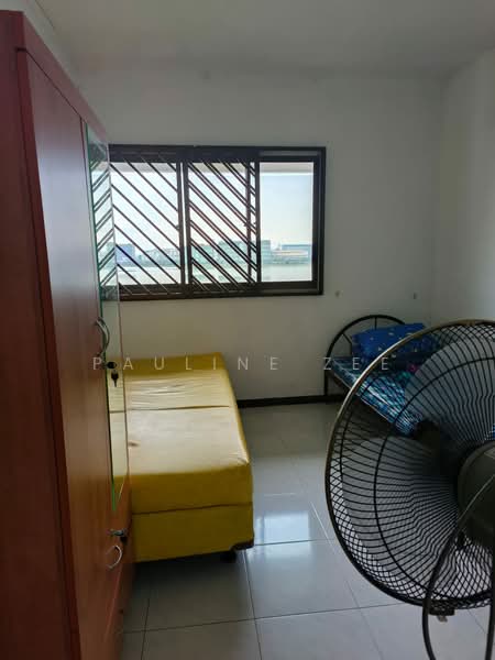 47 Teban Gardens Road, 47 Teban Gardens Road, Room Rental, 200 sqft, HDB Flat For Rent, by Pauline Zee, 21804122 - PropertyGuru.com.sg