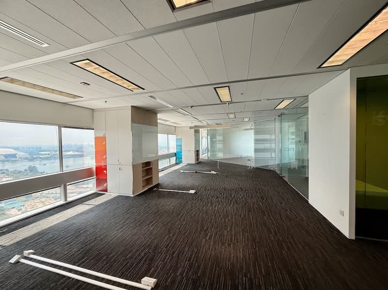 Gateway West, 150 Beach Road, 11,644 sqft, Office For Rent, by Janet Tsc ( 张曉菁 ), 21810184 - CommercialGuru.com.sg