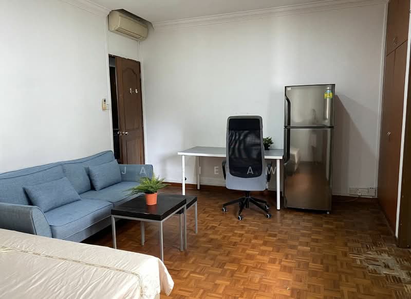 Orchard Towers, 1 Claymore Drive, Room Rental, 200 sqft, Apartment For Rent, by Jackie Aw, 21810576 - PropertyGuru.com.sg