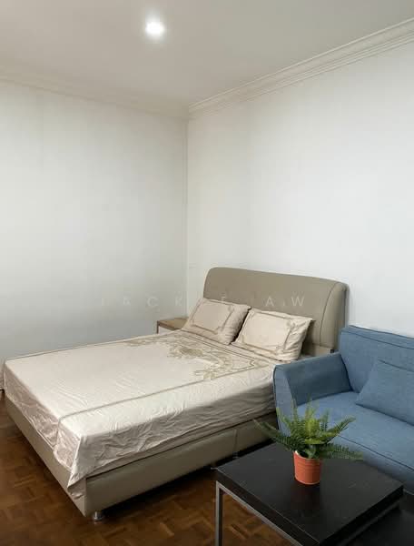 Orchard Towers, 1 Claymore Drive, Room Rental, 200 sqft, Apartment For Rent, by Jackie Aw, 21810576 - PropertyGuru.com.sg