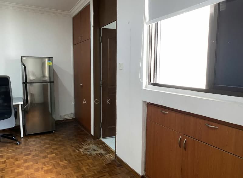 Orchard Towers, 1 Claymore Drive, Room Rental, 200 sqft, Apartment For Rent, by Jackie Aw, 21810576 - PropertyGuru.com.sg