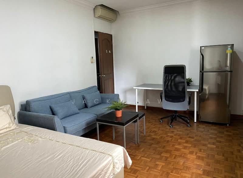 Orchard Towers, 1 Claymore Drive, Room Rental, 200 sqft, Apartment For Rent, by Jackie Aw, 21810576 - PropertyGuru.com.sg