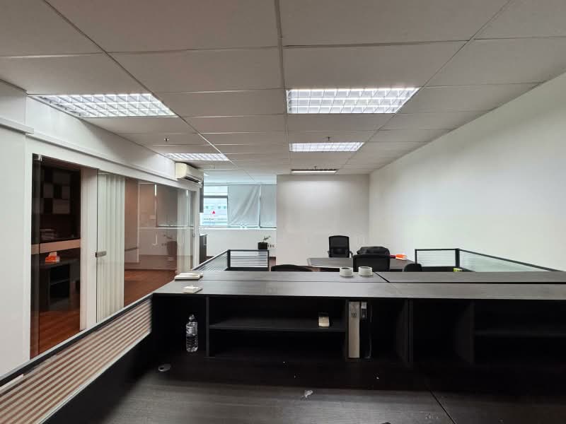 Vertex, 33 Ubi Avenue 3, 1,464 sqft, Light Industrial (B1) For Rent, by Judy Hu 胡艳, 21810868 - CommercialGuru.com.sg
