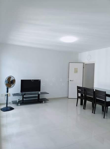 393 Bukit Batok West Avenue 5, 393 Bukit Batok West Avenue 5, 2 Bedrooms, 968 sqft, HDB Flat For Rent, by Candace Chin, 21813632 - PropertyGuru.com.sg