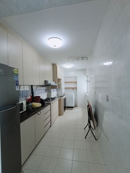 393 Bukit Batok West Avenue 5, 393 Bukit Batok West Avenue 5, 2 Bedrooms, 968 sqft, HDB Flat For Rent, by Candace Chin, 21813632 - PropertyGuru.com.sg