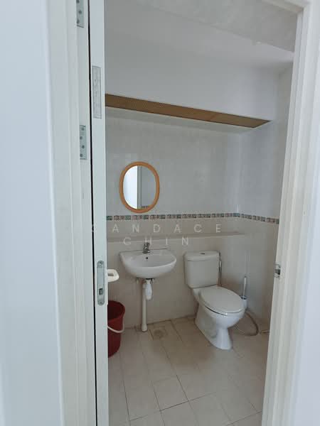 393 Bukit Batok West Avenue 5, 393 Bukit Batok West Avenue 5, 2 Bedrooms, 968 sqft, HDB Flat For Rent, by Candace Chin, 21813632 - PropertyGuru.com.sg