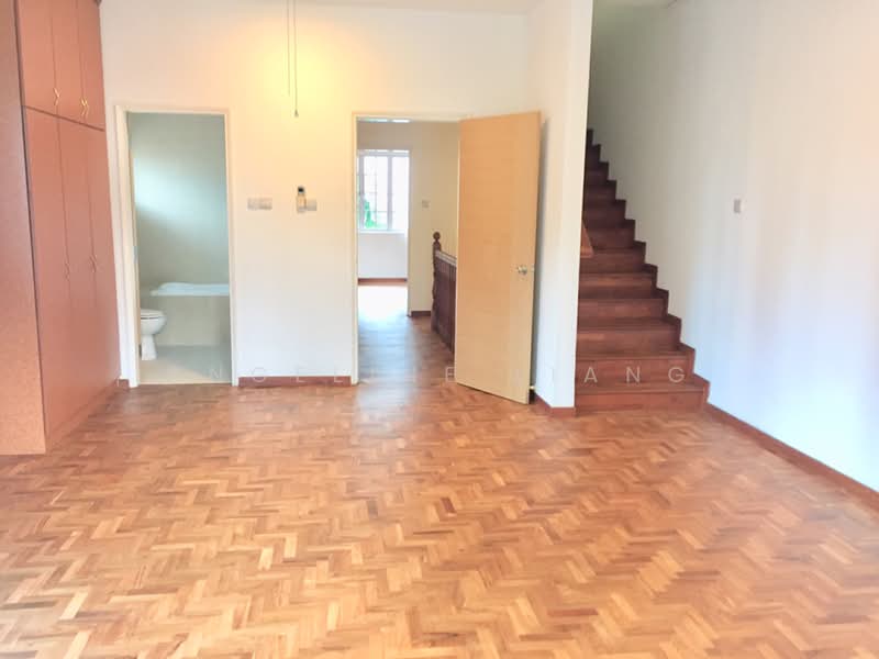 Corner Semi D Balmoral Park, 32C Balmoral Park, 5 Bedrooms, 3,200 sqft, Semi-Detached House For Rent, by Angeline Liang, 21813722 - STAIRCASE TO ATTIC FROM MASTER BEDROOM - PropertyGuru.com.sg