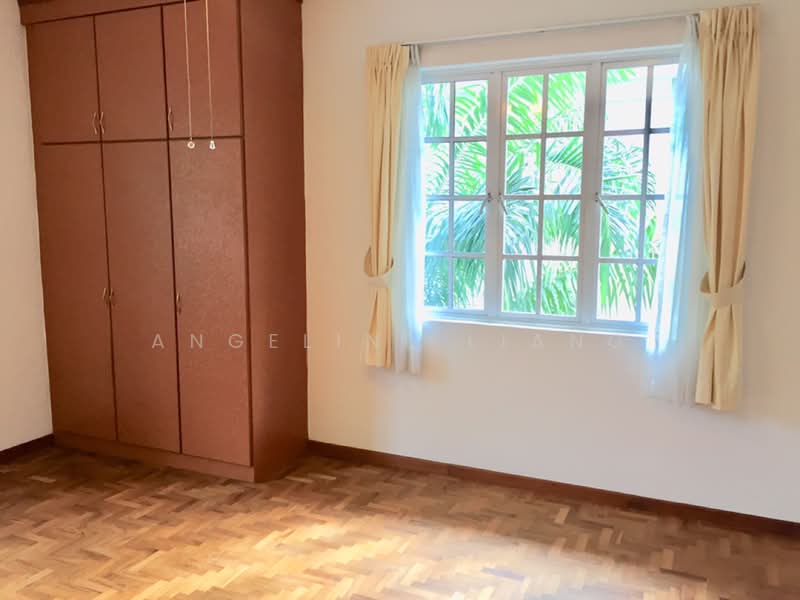 Corner Semi D Balmoral Park, 32C Balmoral Park, 5 Bedrooms, 3,200 sqft, Semi-Detached House For Rent, by Angeline Liang, 21813722 - BEDROOM 4 WITH CEILING FAN - PropertyGuru.com.sg