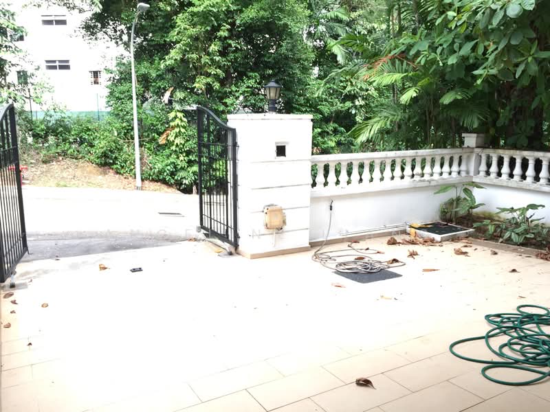 Corner Semi D Balmoral Park, 32C Balmoral Park, 5 Bedrooms, 3,200 sqft, Semi-Detached House For Rent, by Angeline Liang, 21813722 - PARK ONE CAR - PropertyGuru.com.sg