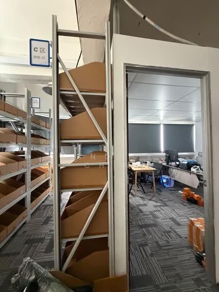 Tong Lee Building, 35 Kallang Pudding Road, 1,200 sqft, Light Industrial (B1) For Rent, by Candace Chin, 21814227 - CommercialGuru.com.sg