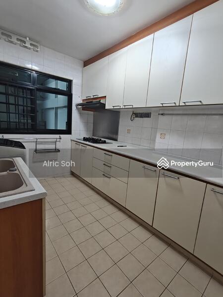 For Rent - 157A Rivervale Crescent