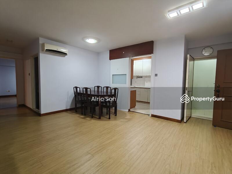For Rent - 157A Rivervale Crescent