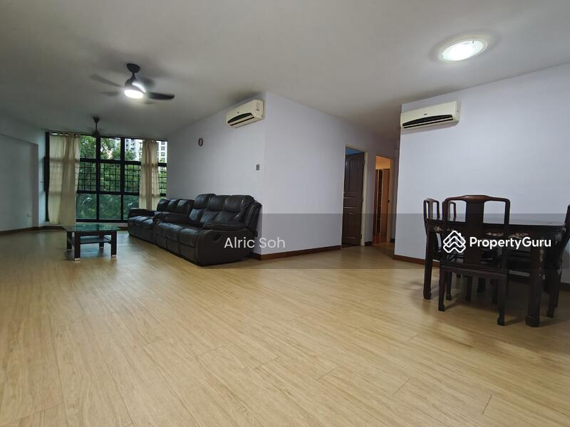 For Rent - 157A Rivervale Crescent