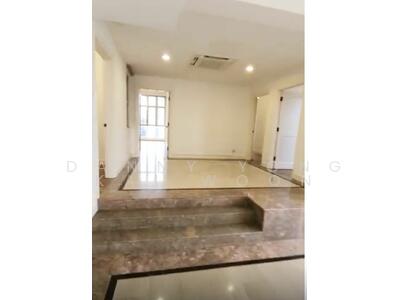 For Rent - Leonie Condotel