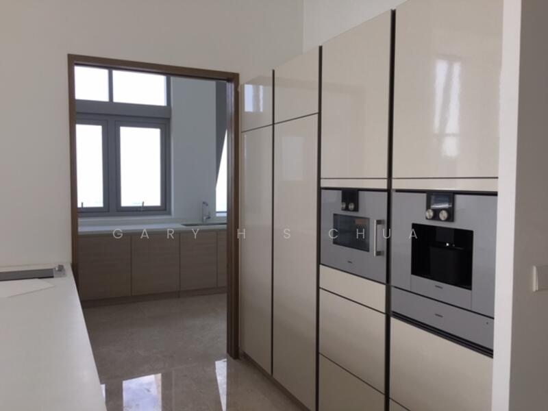 For Sale - V on Shenton