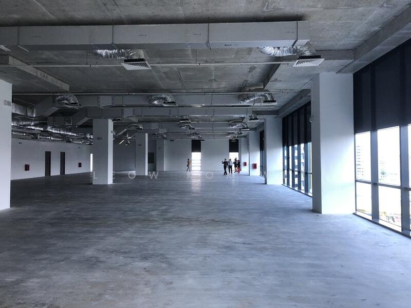Fitted high tech office with meeting rooms & pantry / open workstations with foodcourt, Kallang way, 2,700 sqft, Light Industrial (B1) For Rent, by Leow Kok Wee, 21822934 - CommercialGuru.com.sg