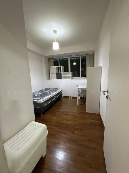 The Esparis, 7 Pasir Ris Drive 4, 3 Bedrooms, 1,259 sqft, Condominium For Rent, by Ligaya Gay Dela Cerna, 21823637 - PropertyGuru.com.sg