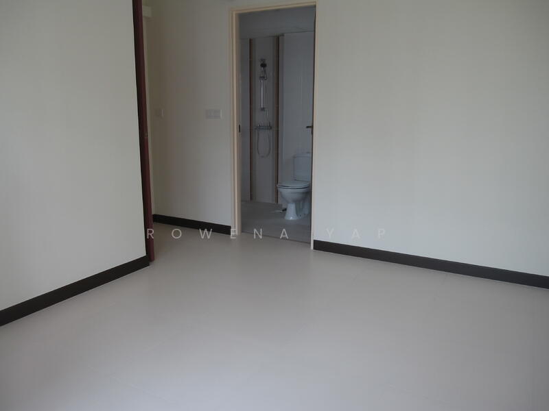 470A Upper Serangoon Crescent, 470A Upper Serangoon Crescent, Hougang / Punggol / Sengkang, 3 Bedrooms, 990 sqft, HDB Flat For Rent, by Rowena Yap, 21823723 - Masterbedroom - PropertyGuru.com.sg