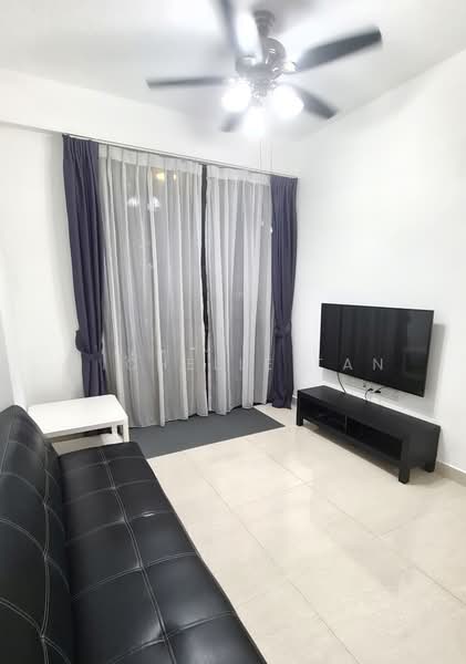 La Fiesta, Sengkang Square, 1 Bedroom, 452 sqft, Condominium For Rent, by Michelle Tan, 21824196 - PropertyGuru.com.sg