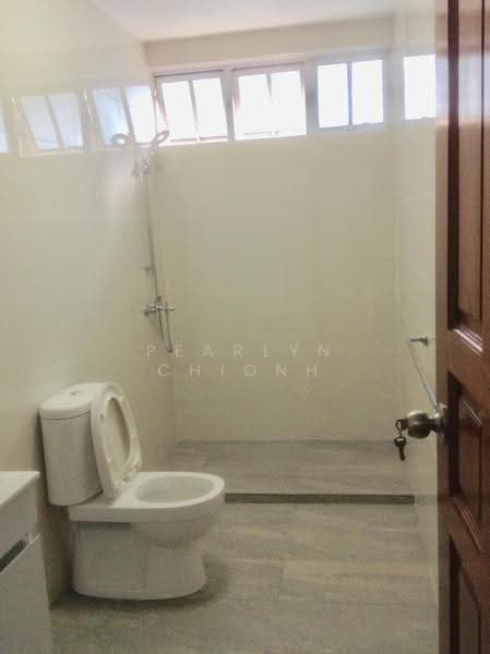 Jalan Riang, Jalan Riang, Macpherson / Potong Pasir, 4 Bedrooms, 2,000 sqft, Semi-Detached House For Rent, by Pearlyn Chionh, 21826554 - PropertyGuru.com.sg