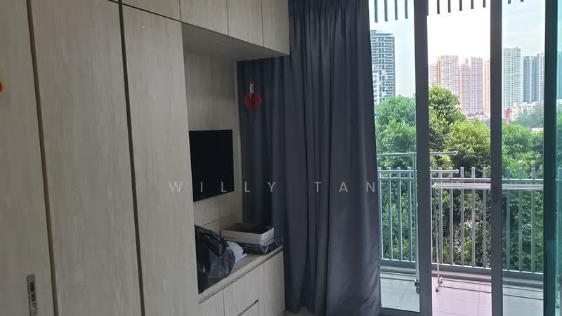 Hundred Trees, 93 West Coast Drive, 1 Bedroom, 484 sqft, Condominium For Rent, by Willy Tan, 21827029 - Living - PropertyGuru.com.sg