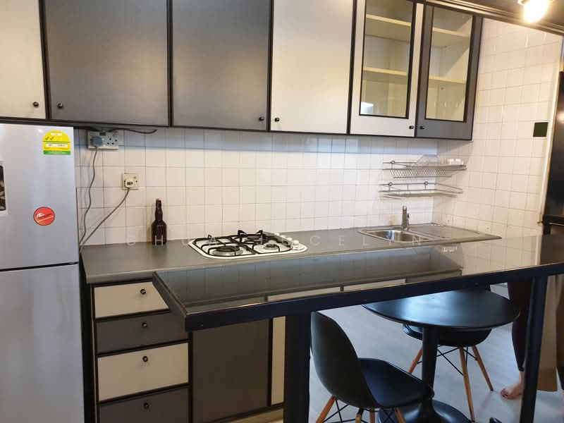 The Plaza, 7500A Beach Road, Beach Road / Bugis / Rochor, 1 Bedroom, 572 sqft, Apartment For Rent, by Chua Jocelyn, 21827872 - PropertyGuru.com.sg