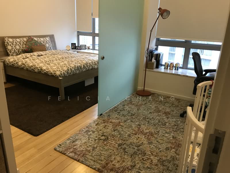 The Trillium, 112 Kim Seng Road, 4 Bedrooms, 2,300 sqft, Condominium For Rent, by Felicia Chang, 21828705 - Spacious master bedroom with adjoining study - PropertyGuru.com.sg