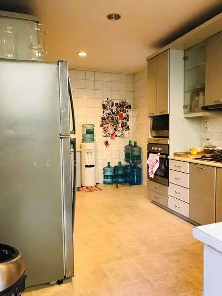 Greenwood /Hillcrest vicinity, Greenwood vicinity, 5 Bedrooms, 5,000 sqft, Detached House For Rent, by Veronica Lim, 21828964 - PropertyGuru.com.sg