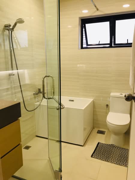 Greenwood /Hillcrest vicinity, Greenwood vicinity, 5 Bedrooms, 5,000 sqft, Detached House For Rent, by Veronica Lim, 21828964 - PropertyGuru.com.sg