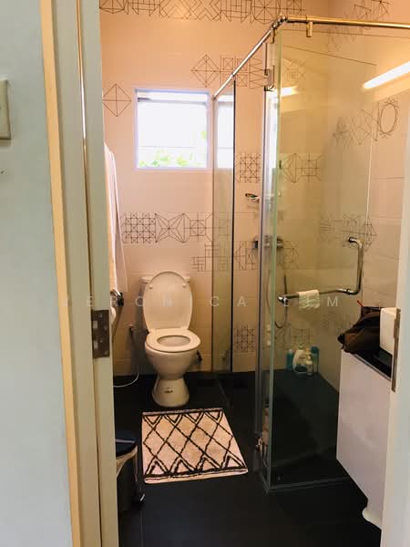 Greenwood /Hillcrest vicinity, Greenwood vicinity, 5 Bedrooms, 5,000 sqft, Detached House For Rent, by Veronica Lim, 21828964 - PropertyGuru.com.sg
