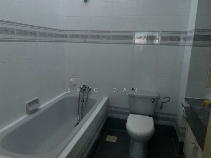 Siglap Centre, 55 Siglap Road, East Coast / Marine Parade, 3 Bedrooms, 1,290 sqft, Apartment For Rent, by Eric Gan, 21829080 - PropertyGuru.com.sg