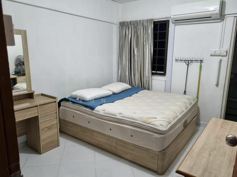 429 Clementi Avenue 3, 429 Clementi Avenue 3, Room Rental, 200 sqft, HDB Flat For Rent, by Lynn Tham, 21829988 - PropertyGuru.com.sg