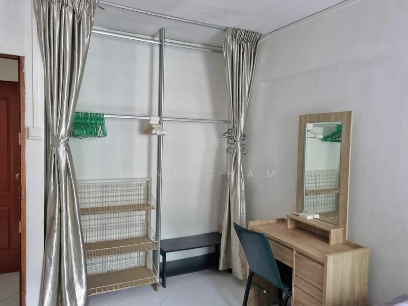 429 Clementi Avenue 3, 429 Clementi Avenue 3, Room Rental, 200 sqft, HDB Flat For Rent, by Lynn Tham, 21829988 - PropertyGuru.com.sg