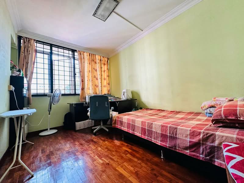 81A Lorong 4 Toa Payoh, 81A Lorong 4 Toa Payoh, 3 Bedrooms, 1,302 sqft, HDB Flat For Rent, by Emily Foo, 21830956 - Bedroom - PropertyGuru.com.sg