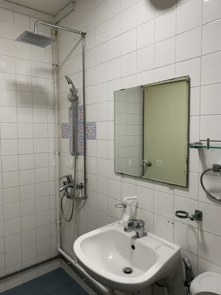 81A Lorong 4 Toa Payoh, 81A Lorong 4 Toa Payoh, 3 Bedrooms, 1,302 sqft, HDB Flat For Rent, by Emily Foo, 21830956 - PropertyGuru.com.sg