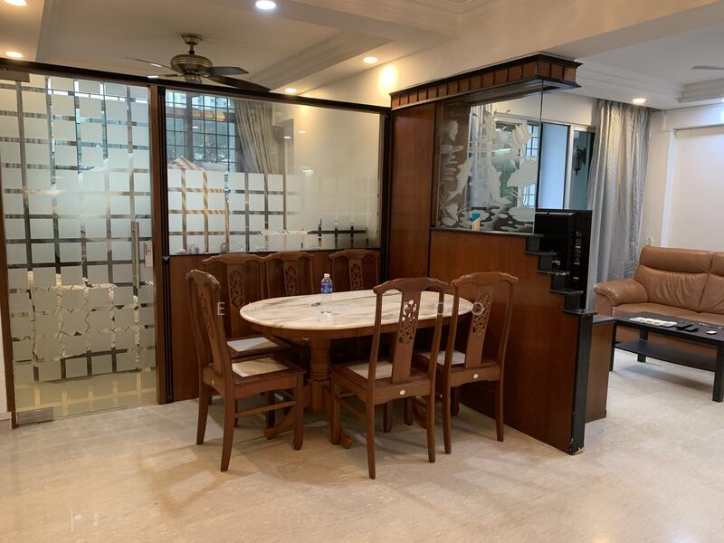 81A Lorong 4 Toa Payoh, 81A Lorong 4 Toa Payoh, 3 Bedrooms, 1,302 sqft, HDB Flat For Rent, by Emily Foo, 21830956 - Dinning Hall + Table - PropertyGuru.com.sg